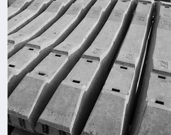 Шпалы, брус железобетонный